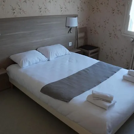 Hotel Pinede Saint-Jean-de-Monts Esterno foto